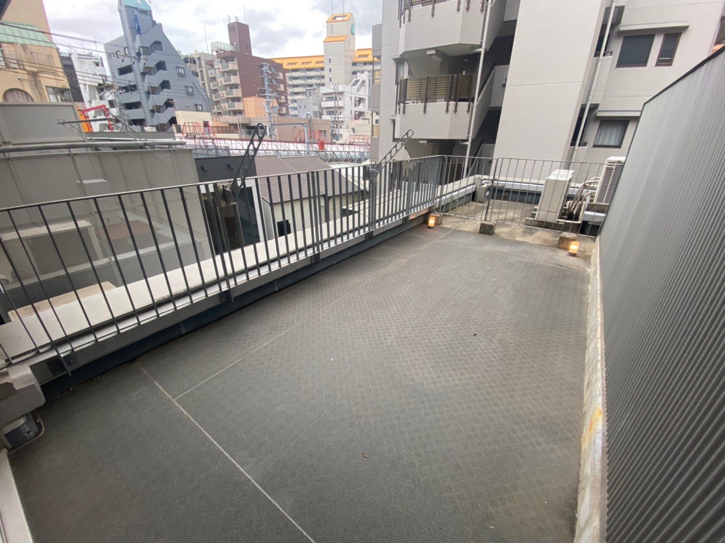 LINE_ALBUM_FTKビル　302_220415_3